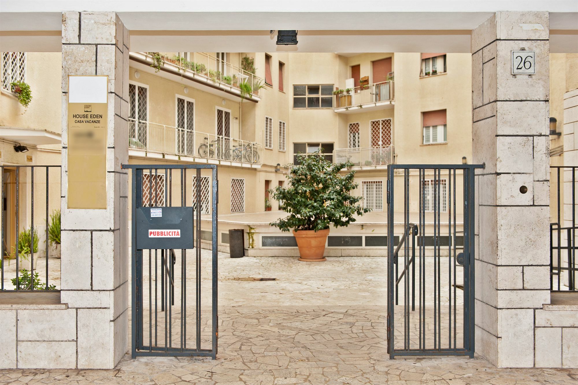 Casa Vacanze House Eden Rome Exterior photo